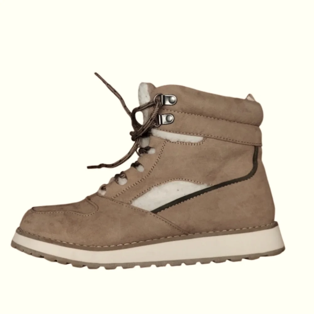 OLD NAVY Water-repellent Hiking Boots Faux Suede 9 Women's Footwear